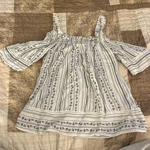 Off the shoulder white and black medium shirt